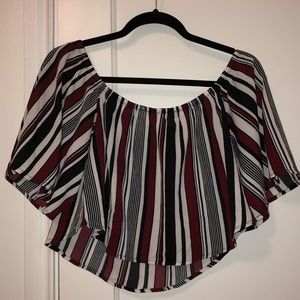 Fashion nova flowy crop top